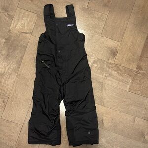 Patagonia barely used black snow pants